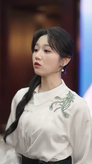 她比星辰更闪耀（79集）短剧热播推荐