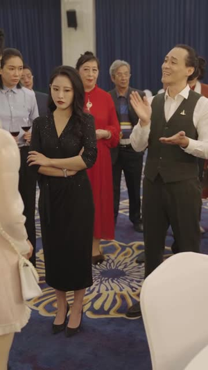 魔女小姨子（75集）网盘在线观看