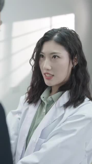 玻璃鞋上的独舞（90集）追风的女孩短剧