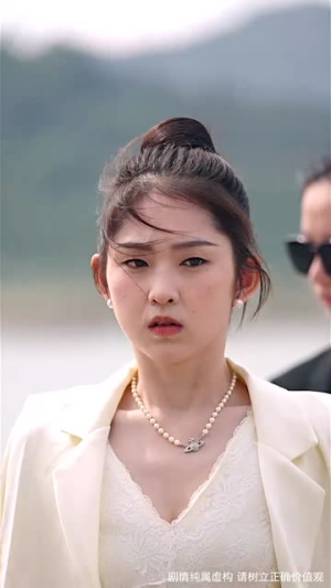 目不可及（42集）热门短剧榜单