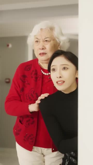 闪婚后，夫人她气运爆棚（100集）火爆热门短剧