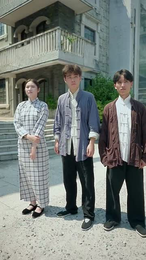 穿回民国当警长系统逼我做选择 (90集)在线看完整版