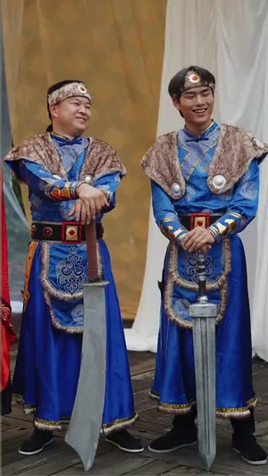 绑定神驴系统我成了最强武神（70集）爆款热门短剧