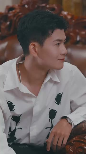 谁让他当大反派的(98集) 谁让他当大反派的(98集)短剧在线看