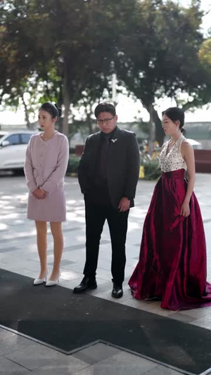 闪婚小青梅被全家团宠（87集）深深爱上这部剧