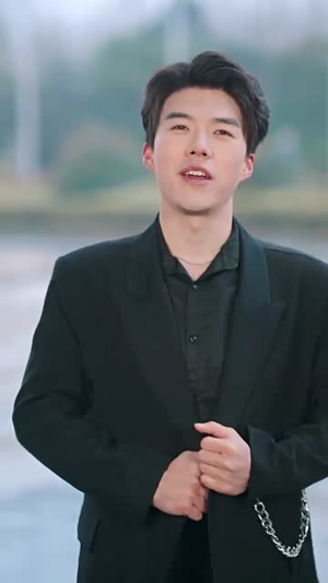 觉醒后，大小姐又飒又美（64集）最新短剧推荐