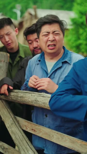 东北年代:这辈子谁也别想欺负我妻女(80集) 东北年代:这辈子谁也别想欺负我妻女(80集)热门短剧在线看
