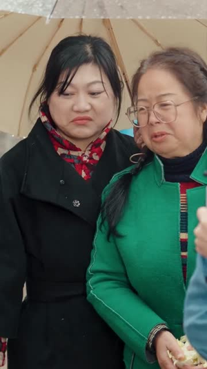 穿书八零，甩了前夫后我爆火全省（50集）精彩好看短剧