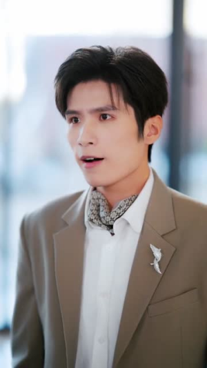 悔婚当天我嫁给了死对头(63集) 悔婚当天我嫁给了死对头(63集)这短剧太好看了
