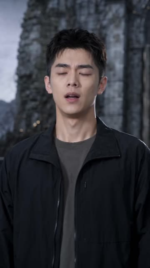 诡异女BOSS:榜一玩家竟是前男友(61集) 诡异女BOSS:榜一玩家竟是前男友(61集)热门短剧在线看