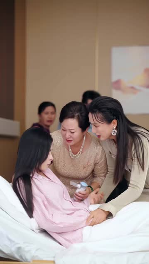 情错八载,我携子重启人生(64集) 情错八载,我携子重启人生(64集)短剧看全集