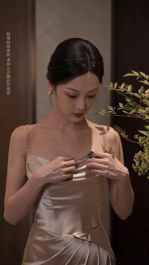 错位冕冠，真千金强势归来（61集）在线观看完整版