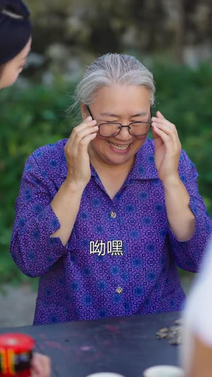 全村都在看,影帝下地狂追前女友(45 集) 全村都在看,影帝下地狂追前女友(45 集)红果短剧看全集