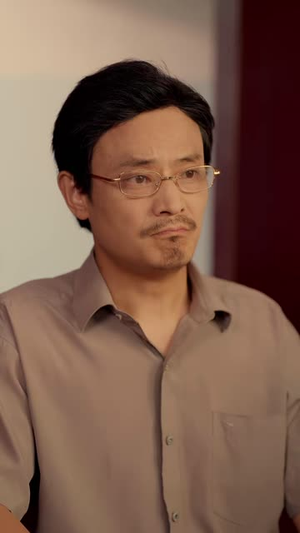 重生九零：我靠实业翻盘（99 集）古装短剧热播
