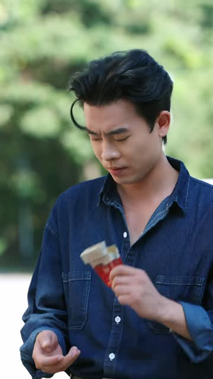 重活一世,这个家换我做主(42 集) 重活一世,这个家换我做主(42 集)在哪看是免费的