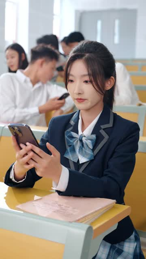 归位千金:晚风知我意(40 集) 归位千金:晚风知我意(40 集)短剧黑马
