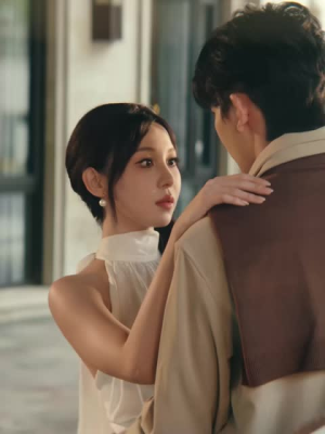 梨园祖师奶穿成糊咖，整顿内娱（60 集）单平台独播播放量破8亿