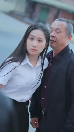 重生之璀璨归途(52 集) 重生之璀璨归途(52 集)离线下载
