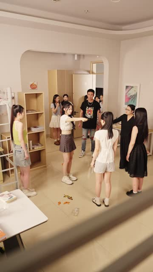 女寝风波（60 集）男女主是谁